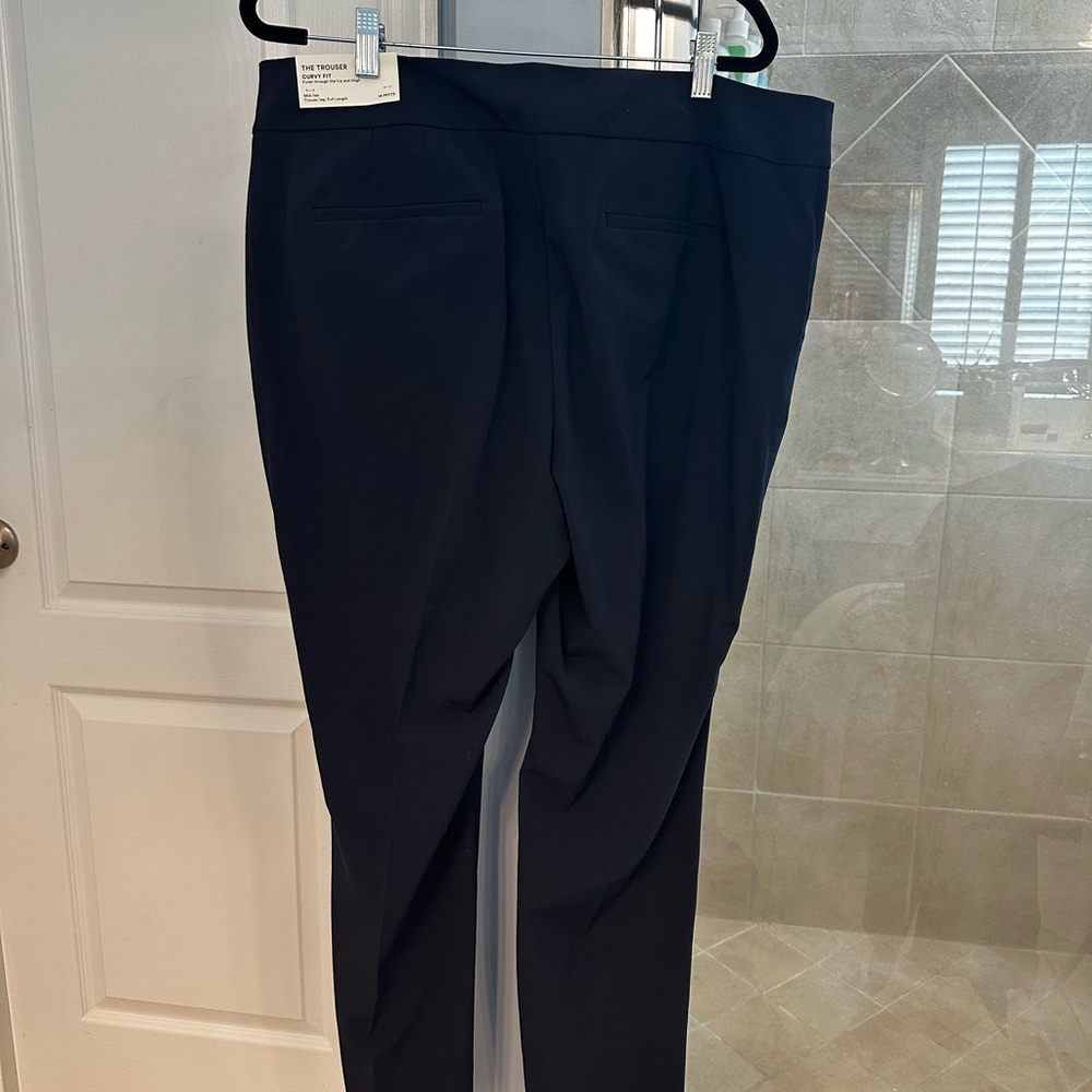 Brand new Ann Taylor Factory “The Trouser” curvy fit work pants.